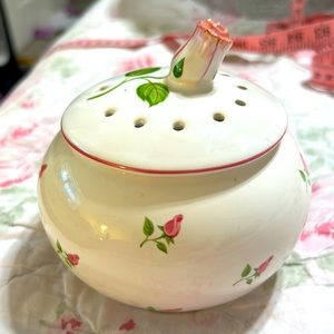 Sweet little potpourri holder